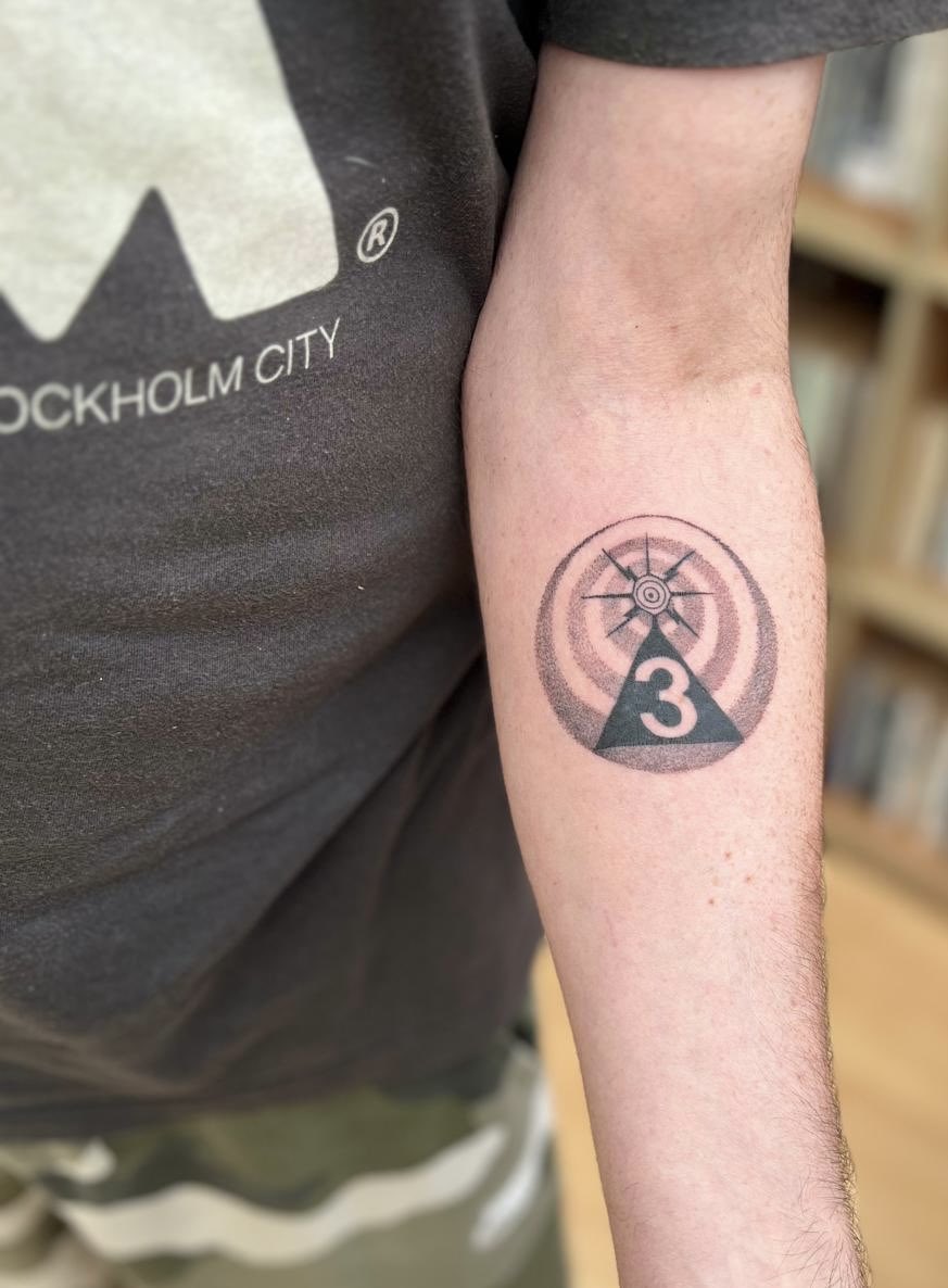 Ringo11Lee's tweet image. After many years of procrastinating, I’ve finally got my 2nd tattoo done - Well pleased with it #Spacemen3