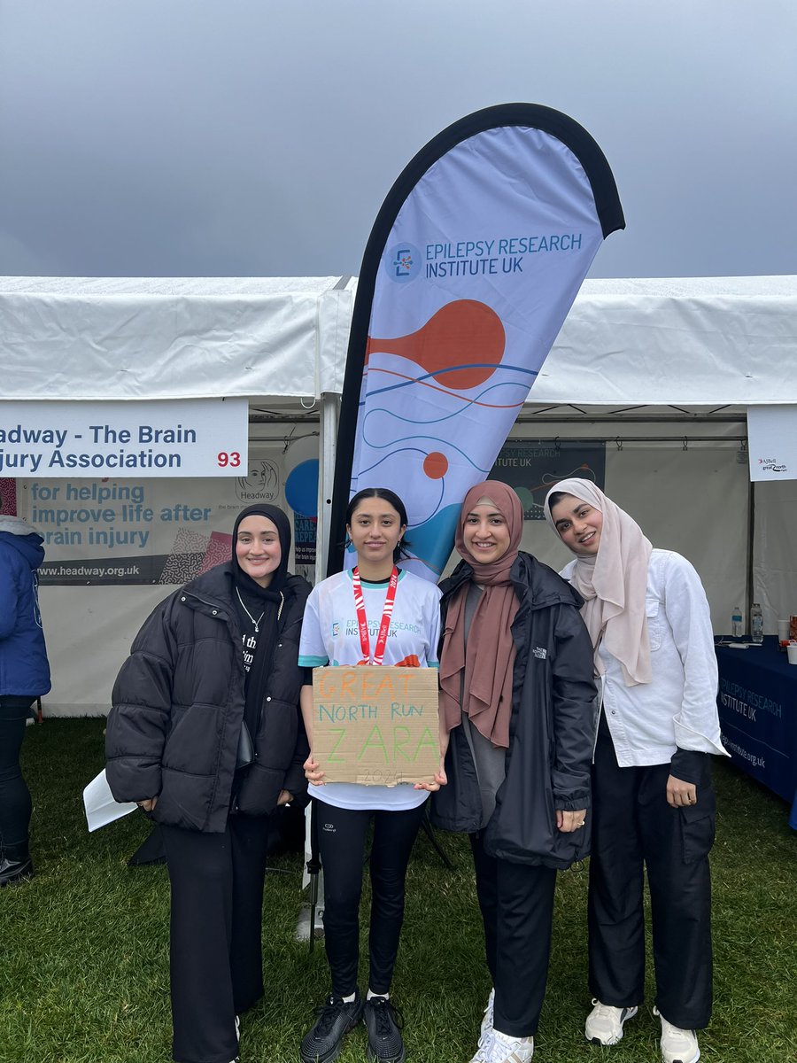 EpilepsyInst's tweet image. Another fantastic day at #GreatNorthRun! Congratulations to our wonderful #TeamScience runners and thank you to everyone who came along to support their remarkable efforts. If you’ve got the [GNR] running bug, you can register your interest for 2025 now: epilepsy-institute.org.uk/supporters/eve…