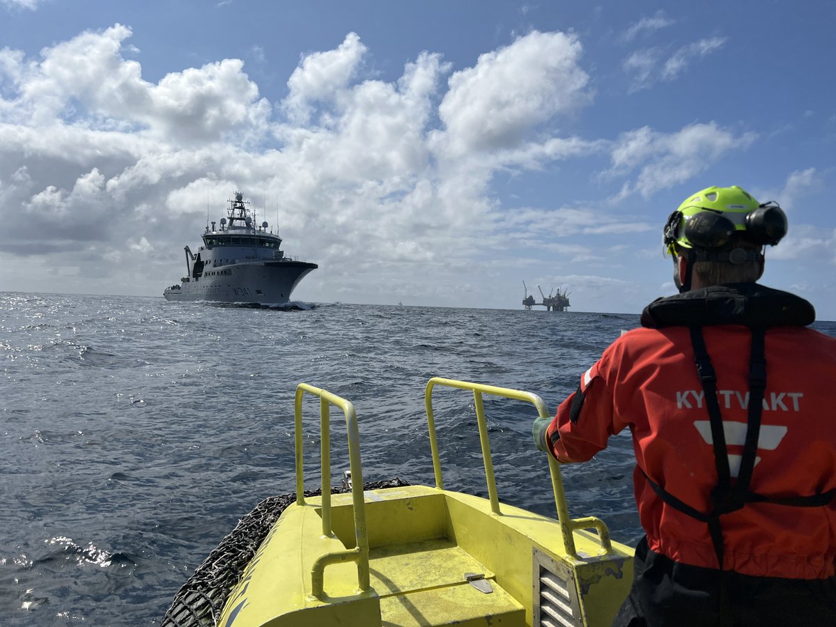 Kystvakten ved KV Bergen har gjennom helgen gjennomført ressurskontroll i makrellfisket som for tiden pågår i Norskehavet. Inspeksjon av færøysk fiskefartøy førte til oppbringelse for brudd på norsk fiskerilovgivning.
