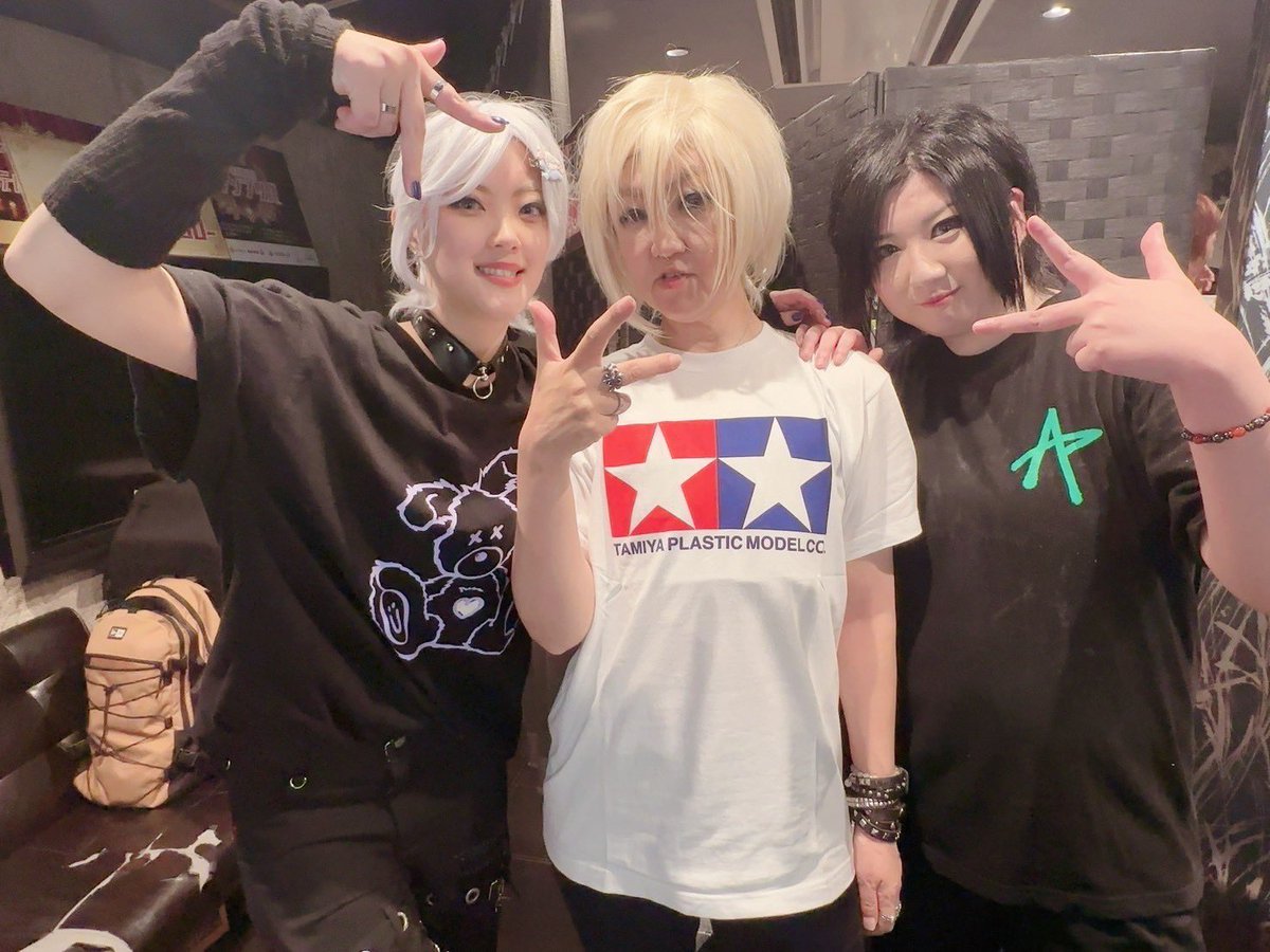 NARUN_0526's tweet photo. トリはSalzでした！

凛斗くんが来てくれてメンバー揃ったぜ！👍🏻
3人で全力でやるパフォーマンスは最高に楽しかった！！！
陽生くんと凛斗くん、そして時雨ちゃんが居てくれたから最後まで主催をやり切ることが出来ました🙇🏻
Salzに加入させてもらって本当に良かった、これからもよろしくね！！！ https://t.co/oxjgt4q1z0