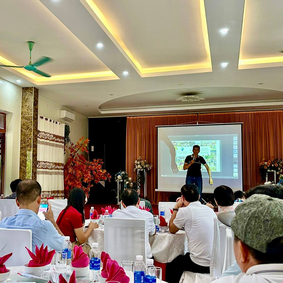 eforest2_world's tweet photo. What an inspiring weekend at our live Introducing eForest session with the passionate Vietnam community! 🌿 With eager participants committed to planting 1 billion trees, we’re shaping a greener, sustainable future together. Let’s grow, innovate, and create a lasting impact! https://t.co/aFjiox2AtN