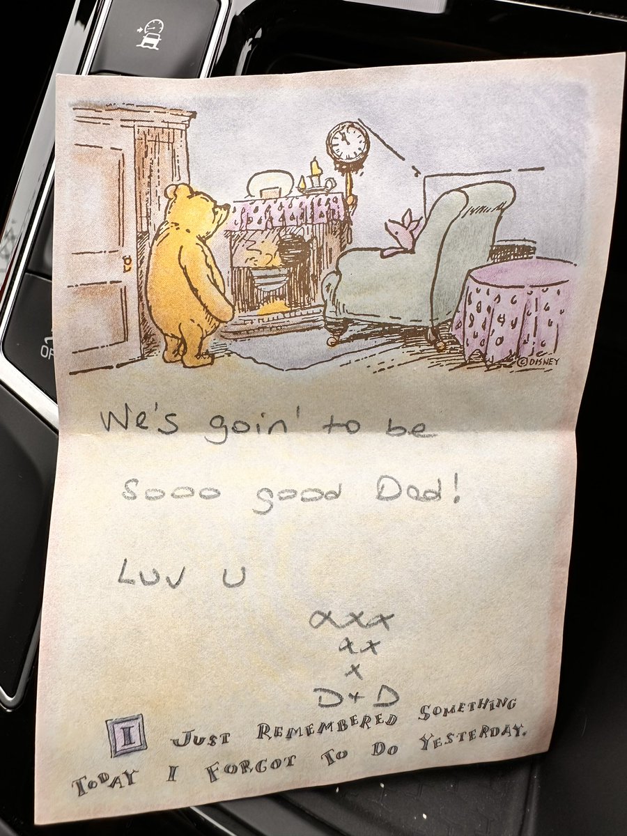 We’s sent Dad <a href="/NicLaurens/">Nic Laurens</a> off to Ireland 🇮🇪 wis a note, a Petmania shopping bag and a long, long list of treats! If he doesn’t speak to Mum we will be OK, she’s prone to mentioning our adventurous shenanigans 🙄😬
