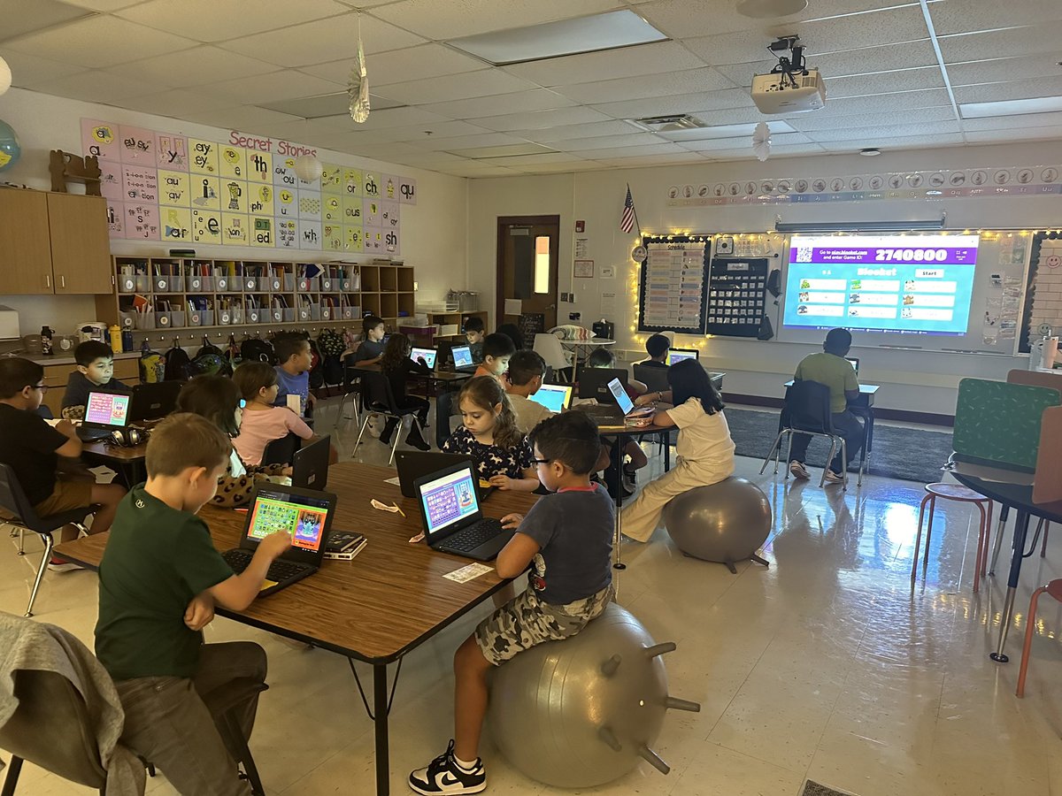 Katelyn Kruse (@krusecrew2) on Twitter photo Getting ready to Blooket! They beg for Blooket time! This Blooket was over Sojourner Truth. Weβve also been working on being a good sport and being happy for others when they win! #americanheroes #socialemotionallearning <a href="/NISDCarson/">Carson Elementary</a> Getting ready to Blooket! They beg for Blooket time! This Blooket was over Sojourner Truth. Weβve also been working on being a good sport and being happy for others when they win! #americanheroes #socialemotionallearning <a href="/NISDCarson/">Carson Elementary</a>