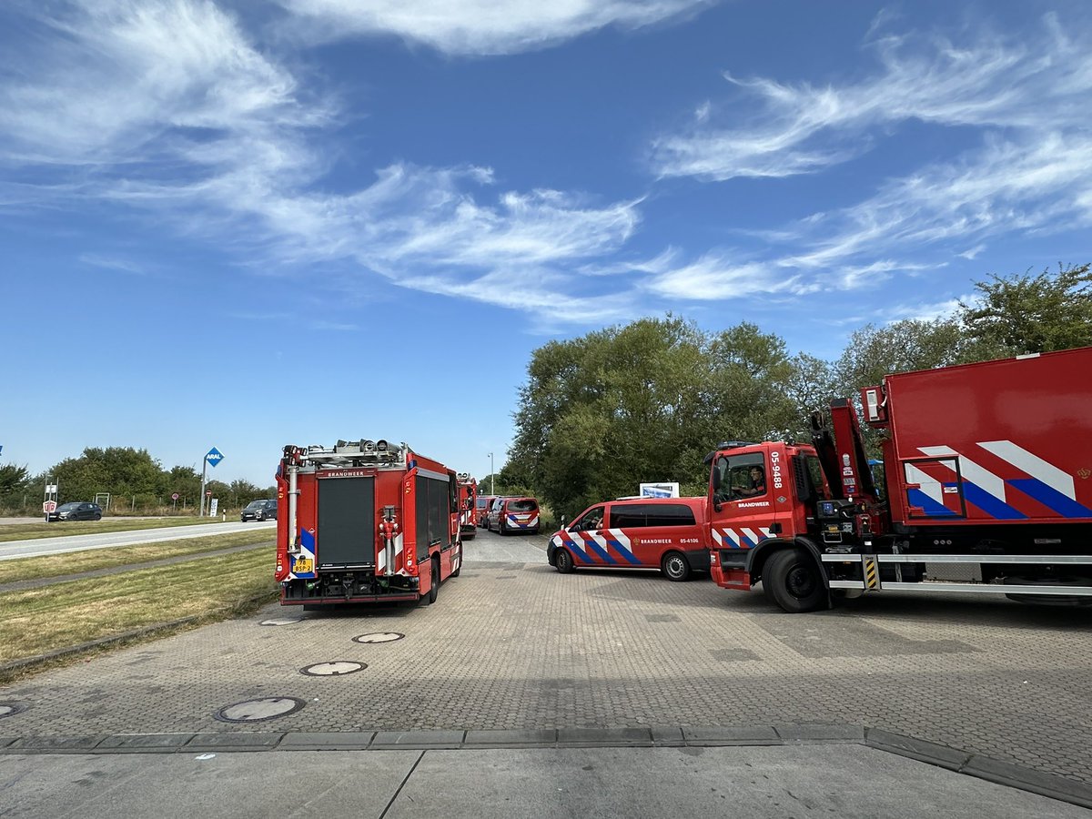 Jeroen van Rossum (@jeroen_vrossum) on Twitter photo Ook in mijn vakantie laat het mij niet los. 😄
Met de collega’s van <a href="/BrandweerTwente/">Brandweer Twente</a> op de boot naar Denemarken!
#vakantie #tochwelbrandweer Ook in mijn vakantie laat het mij niet los. 😄
Met de collega’s van <a href="/BrandweerTwente/">Brandweer Twente</a> op de boot naar Denemarken!
#vakantie #tochwelbrandweer