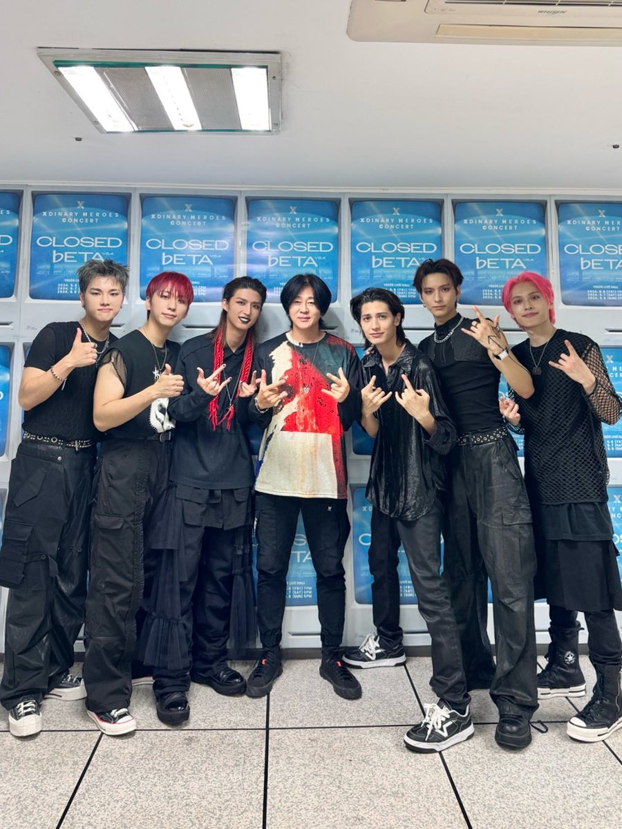 Xdinary Heroes Concert
<Closed ♭eta: v6.4>

🕹️DAY 3

막콘은 윤도현 선배님과 Bite it iNSTEAD! 🫦
강렬한 쇠맛에 저는 그만 정신을 잃고 말았습니다..⛓️ 

#XdinaryHeroes #엑스디너리히어로즈
#Xperiment_Project #Closed_beta_v6_4
#WE_ARE_ALL_HEROES