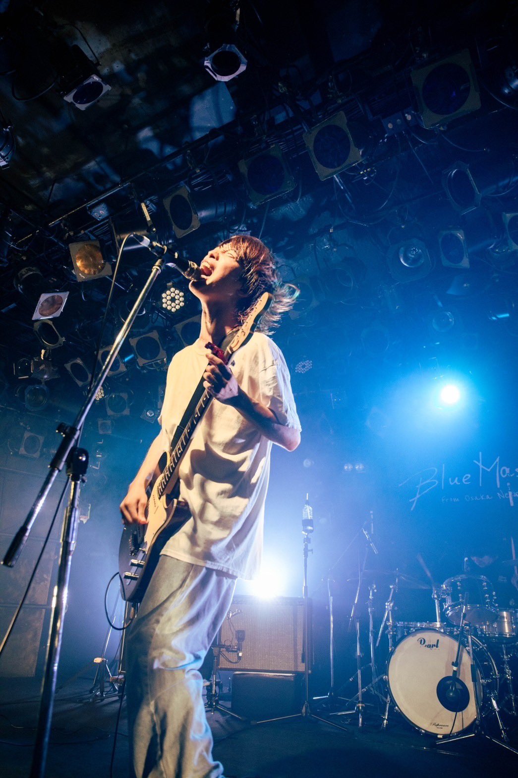 Blue Mash ライブハウスにてe.p. Blue Mash 今年3月に行われた自身最大キャパのBIG CATワンマン