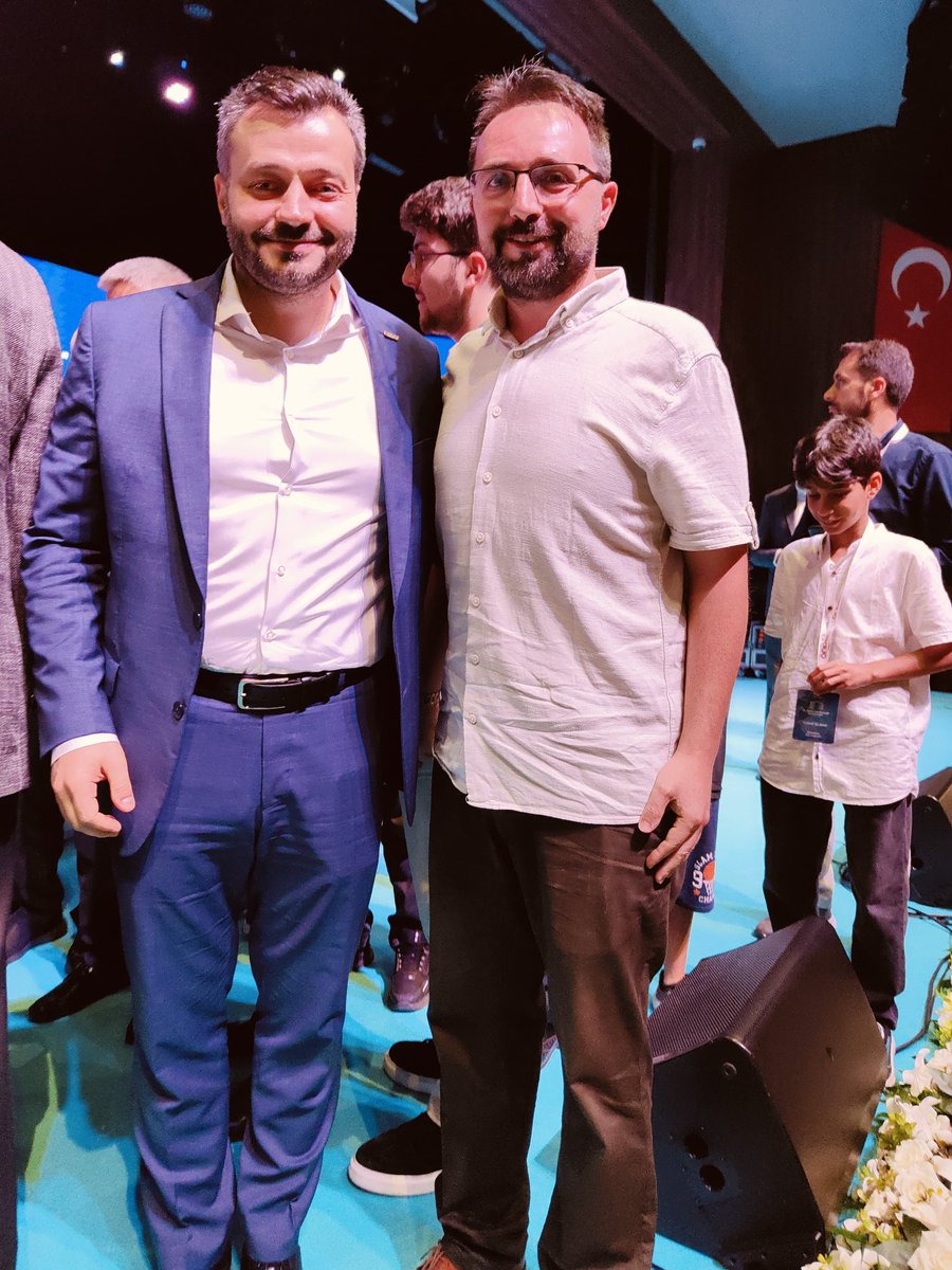 Yönetim Kurulu Başkanımız Muhammed Emin Sarı Bey ve yönetim kurulu üyelerimiz Önder tarafından Kocaeli’nde düzenlenen 21. İmam Hatipliler Kurultayına katılım sağladılar. <a href="/Sari_M_Emin/">Muhammed Emin SARI</a> <a href="/BekirAdam2/">Bekir Adam</a> <a href="/mellmas/">Muhammed Elmas</a> <a href="/aceylantr/">Abdullah Ceylan</a> <a href="/onderihl/">ÖNDER</a>