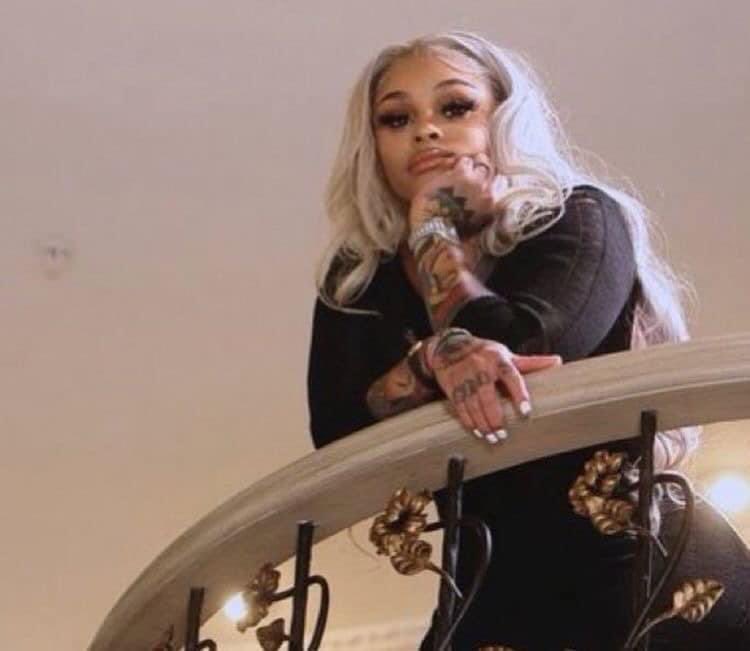 queenxmickeyx's tweet photo. Me watching everybody in this generation try to be the same person instead of creating their own vibe: https://t.co/nXK2GaaBQH