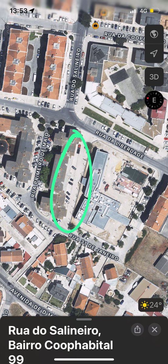 perdi a minha bolsa dourada hoje de manhã, pelas 10h, nesta zona em Alcochete
se alguém encontrar entre em contacto pfv
obrigada!!