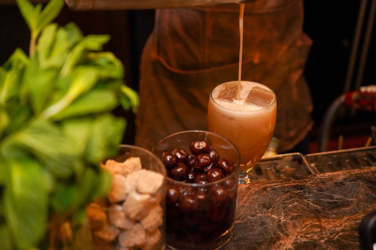 discoverPHL's tweet photo. Hungry? @ccdphila Restaurant Week kicks off today in Philadelphia! 🍹🍽️
Enjoy Center City's diverse dining scene with discounted menus at more than 100 locations through September 21.
For more information ⤵️
https://t.co/SPQJZwQjXQ
#discoverPHL #CCDRestaurantWeek https://t.co/KQHzSjROcF
