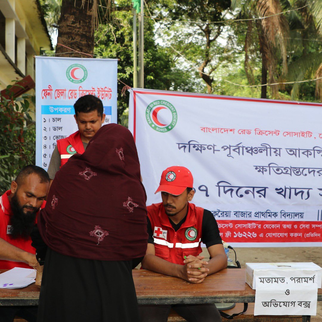 BocAlberto's tweet photo. Bangladesh Red Crescent is responding to the devastating #Floods, providing critical aid for health, WASH, shelter, &amp; food and supporting families in rebuilding their lives.

@ifrc has launched a CHF 7.5 million appeal to support their life-saving works.

https://t.co/VLBQkXzjke https://t.co/9Ue2uNg3zE