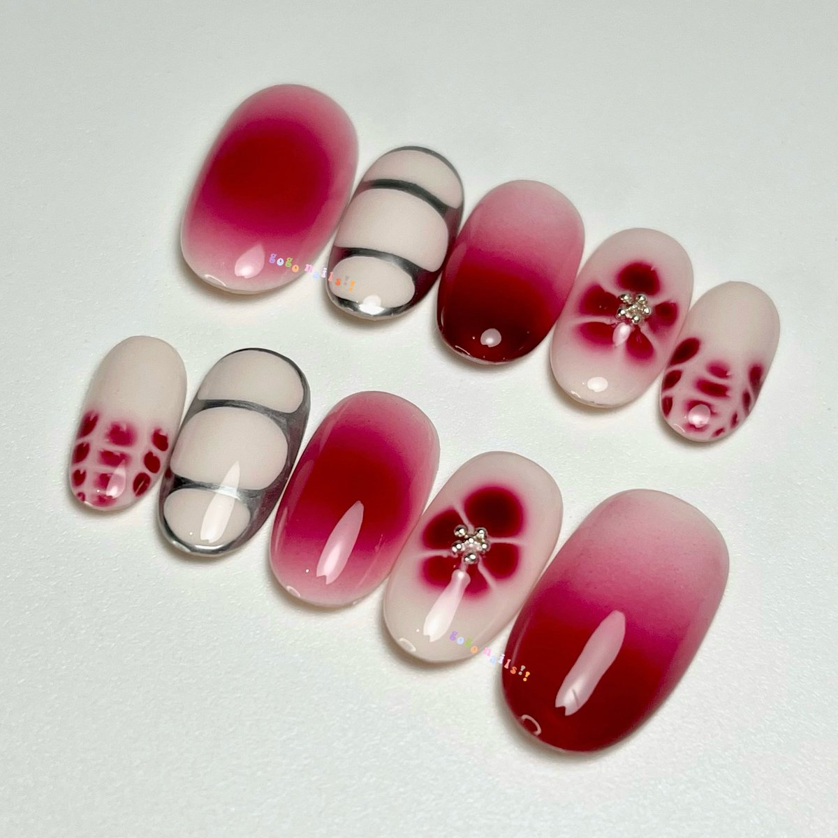 gogonails99's tweet image. RED SUMMER 
id.shp.ee/mDirBQs
lagi obsessed banget sama summer nails😅