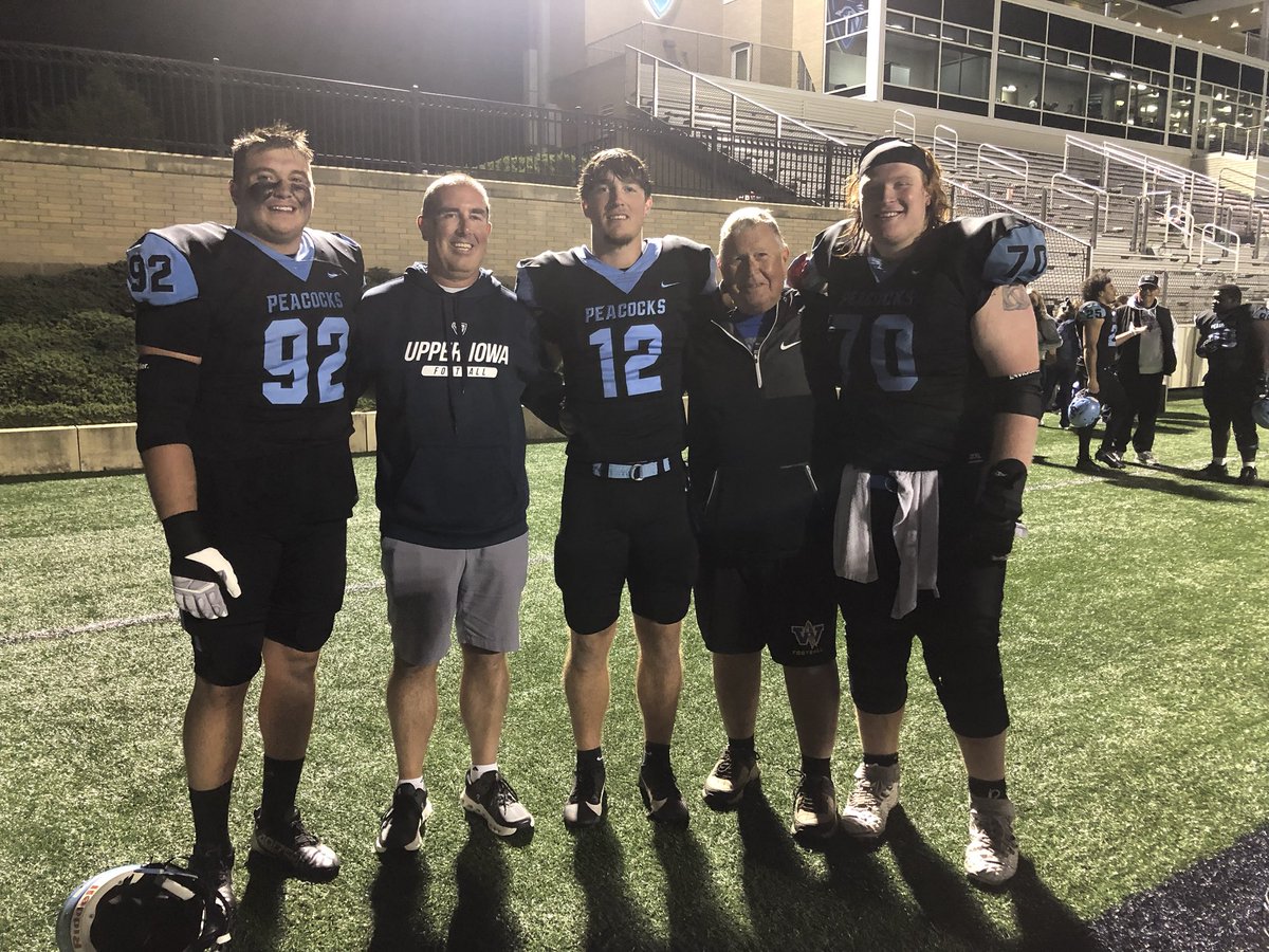 Great time last night! Nice win for the Peacocks!!