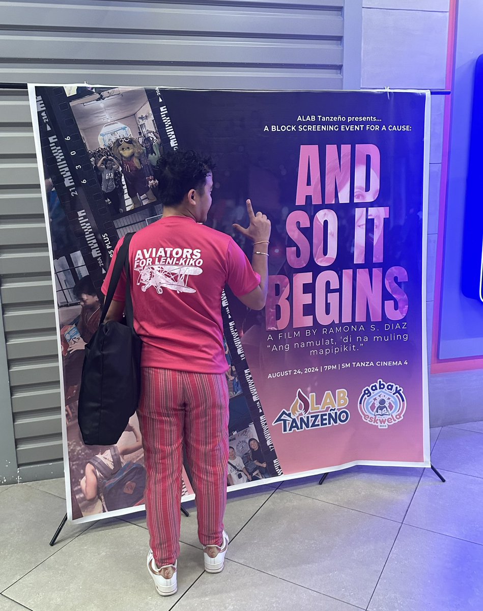 happyphillPH's tweet photo. Salamat sa mga tumindig at patuloy na tumitindig. 🌷🇵🇭

#AndSoItBegins #Rosas #LiwanagSaDilim @lenirobredo https://t.co/DyZmleReNT