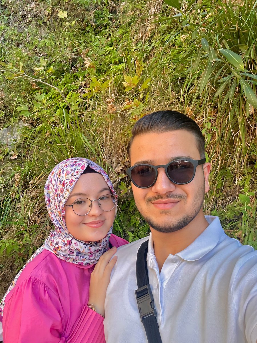 “Sevemem senden başka gözüm arar gözlerini…”🩷