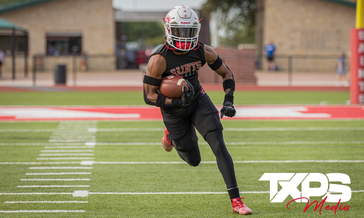 ‘25 ATH Micah Foster is a proven leader for this elite FBA secondary. 

Foster has gotten after some of the best WRs in the state since we started watching him 2 years ago. Now a senior, he holds the ability to go toe to toe with anyone. 

The Saints will need him in their