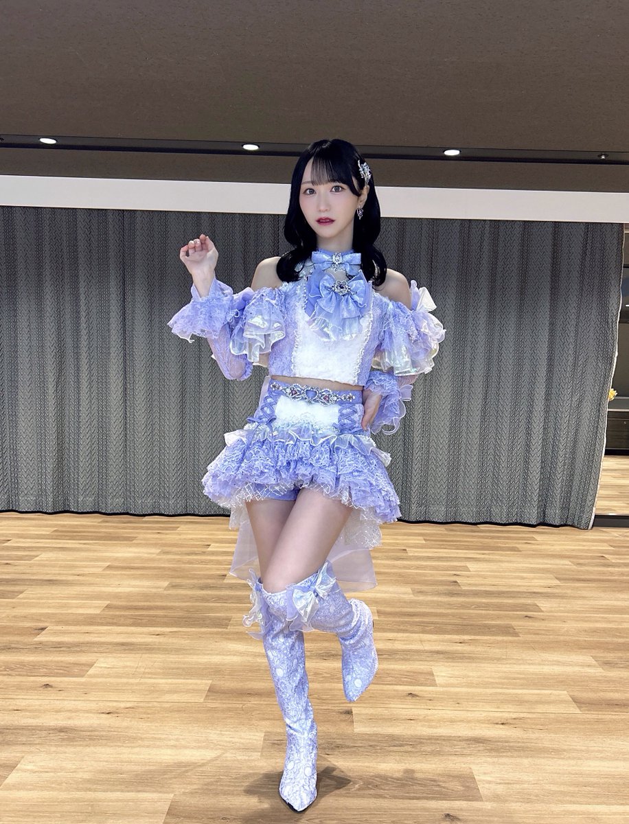 野口衣織 魔法少女衣装 ヨリ 直筆 裏面開封時よりインク汚れ有