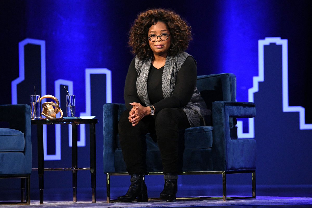 de 1986 en #Chicago, #EstadosUnidos se inaugura el programa The <a href="/Oprah/">Oprah Winfrey</a> Winfrey Show.

 📺 Programa de entrevistas diurno más antiguo en los EEUU, con más de 25 temporadas.

🔘 Incluido en la lista de la revista Time como el mejor programa de televisión del siglo XX en 1998.