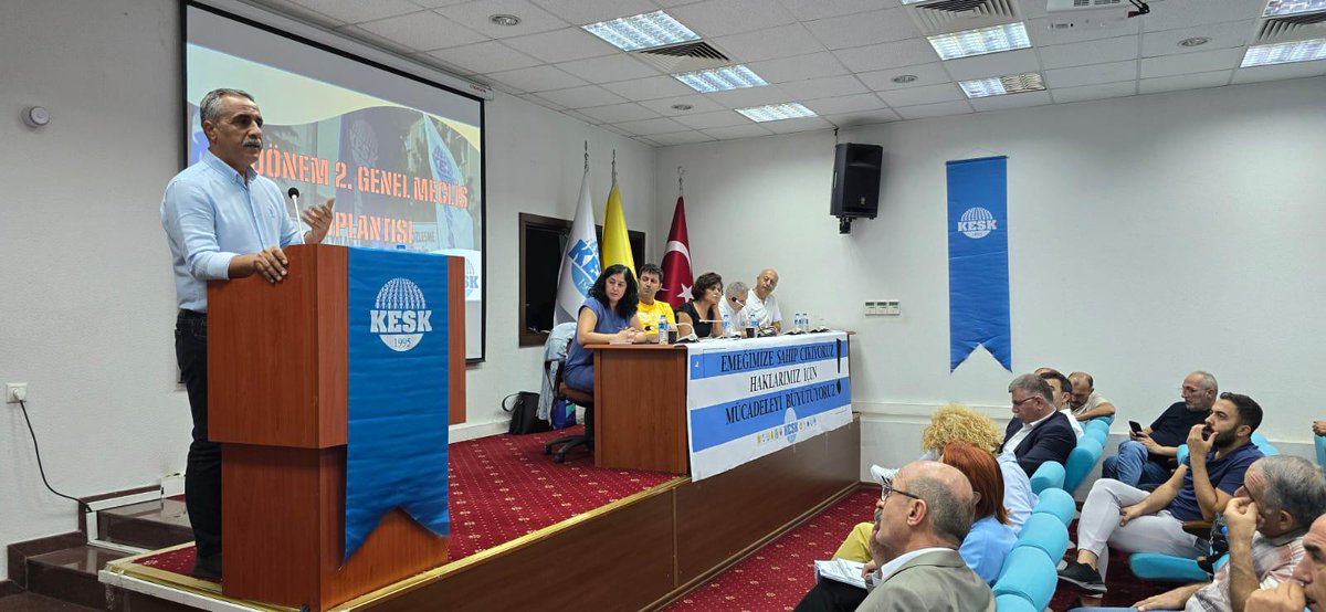 KESK 11. Dönem 2. Genel Meclis toplantısı Ankara'da gerçekleştirildi. 2 gün gerçekleştirilen Danışma Meclisi'nde ortaya çıkan görüş ve öneriler değerlendirildi. Sendikamız adına Genel Sekreterimiz Sefer Tuğrul görüş ve önerilerimizi aktardı.