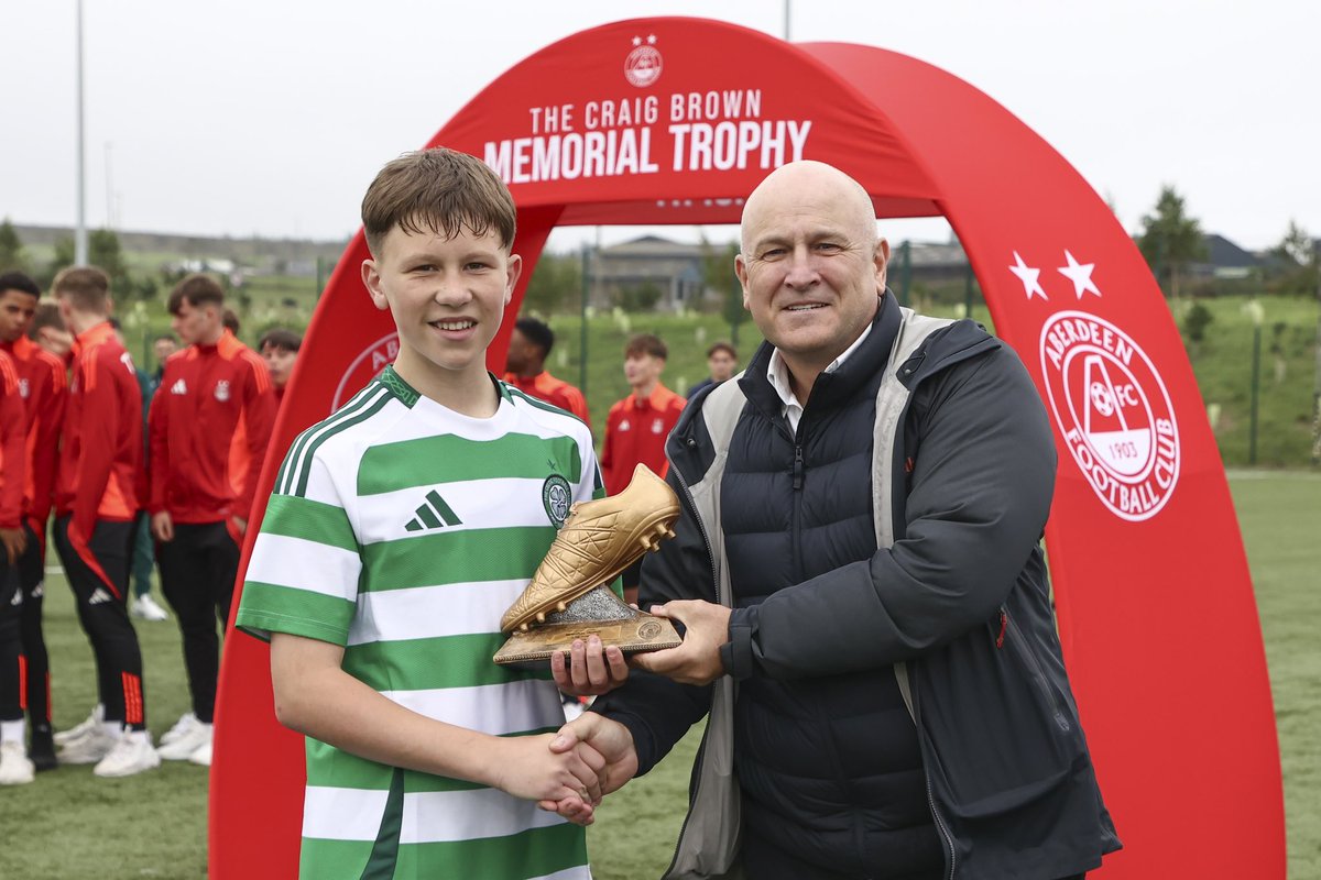AberdeenFCYouth's tweet photo. Congratulations to Celtic FC who won the Craig Brown Memorial Trophy 2024. 

Player of the Tournament - Dundee FC - Ethan Crombie

Goalkeeper of the Tournament - Aberdeen FC - Theo Simpson

Top Goalscorer - Celtic FC - Lucas Clearie 

#StandFree 🔴 https://t.co/89aACyglGN