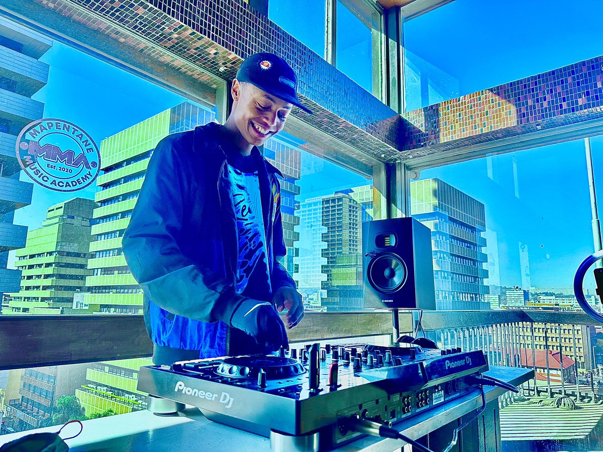 MapentaneSchool's tweet photo. Dj lessons at | Mapentane Music Academy 2024 | Register Now https://t.co/kk8Fo7uX4y
