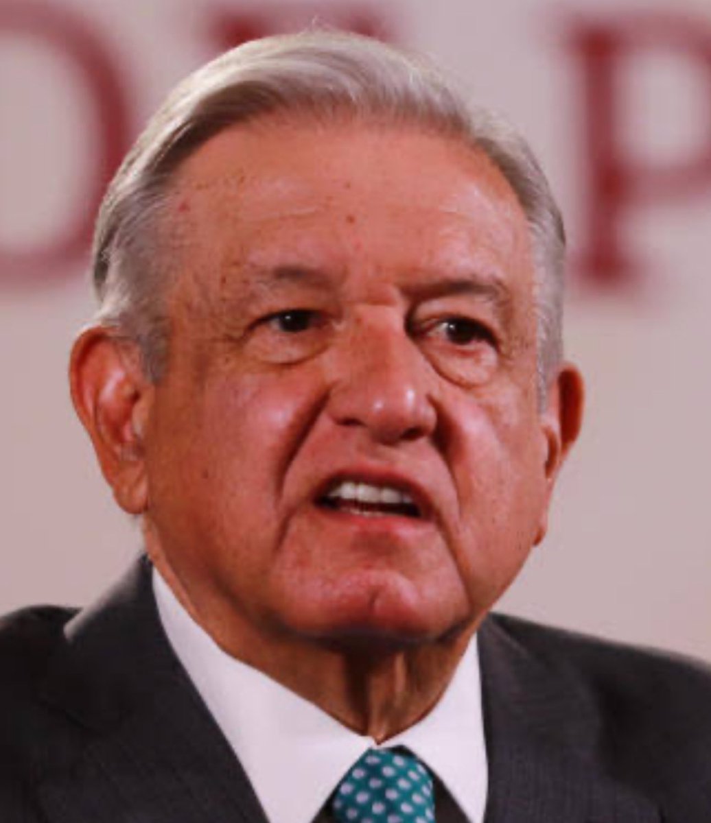 ChumelTorrees's tweet image. El Licenciado más pendejo de la historia de Mexico