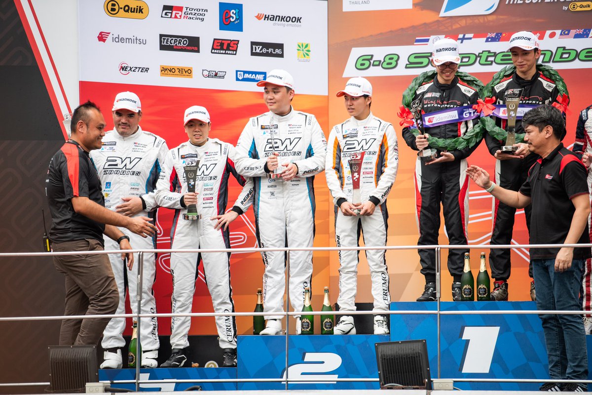 Kazuhisaaa1's tweet photo. Thailand Super Series Sepang
Rd.7 P2→P3/Rd. 8 P1→P2
優勝は逃してしまいましたが、2レースともベストを尽くせて良いレースができたと思います。
初めてのサーキットでレースするととても楽しいしとても良い糧になるので環境に感謝です🙂
#toyotagazooracing #supragt4 #sepang #2wracing https://t.co/0leup5FTVy