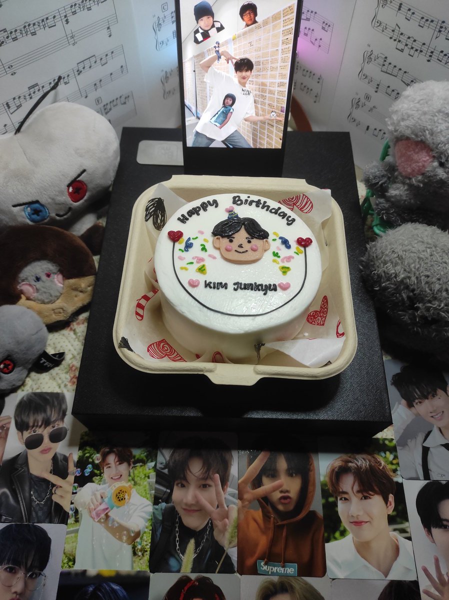 llallakim's tweet image. Happy birthday, sweetheart! I&apos;m so glad you came into this world and into my life 💖
You deserve only the best, and I wish that for you. Best wishes, my love.🥳🥰

INFINITE LOVE WITH JUNKYU
#OurRadiantAceJunkyuDay
#준규와_함께하는_매일_너무행복해
#愛を貰って貰ってジュッキュンday