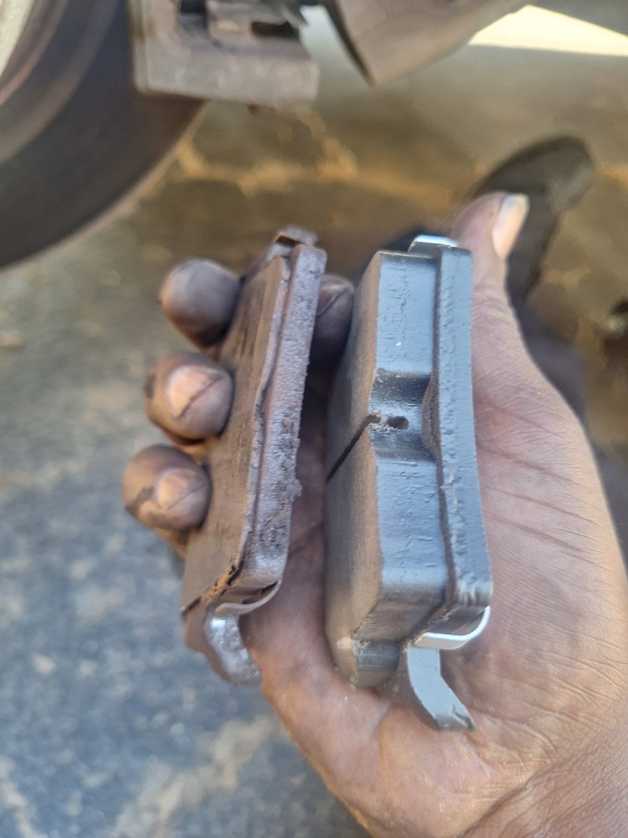 Mystrodaillest's tweet image. Just knocked out a quick brake job for my gf mom car🔧#SaveDatMoney