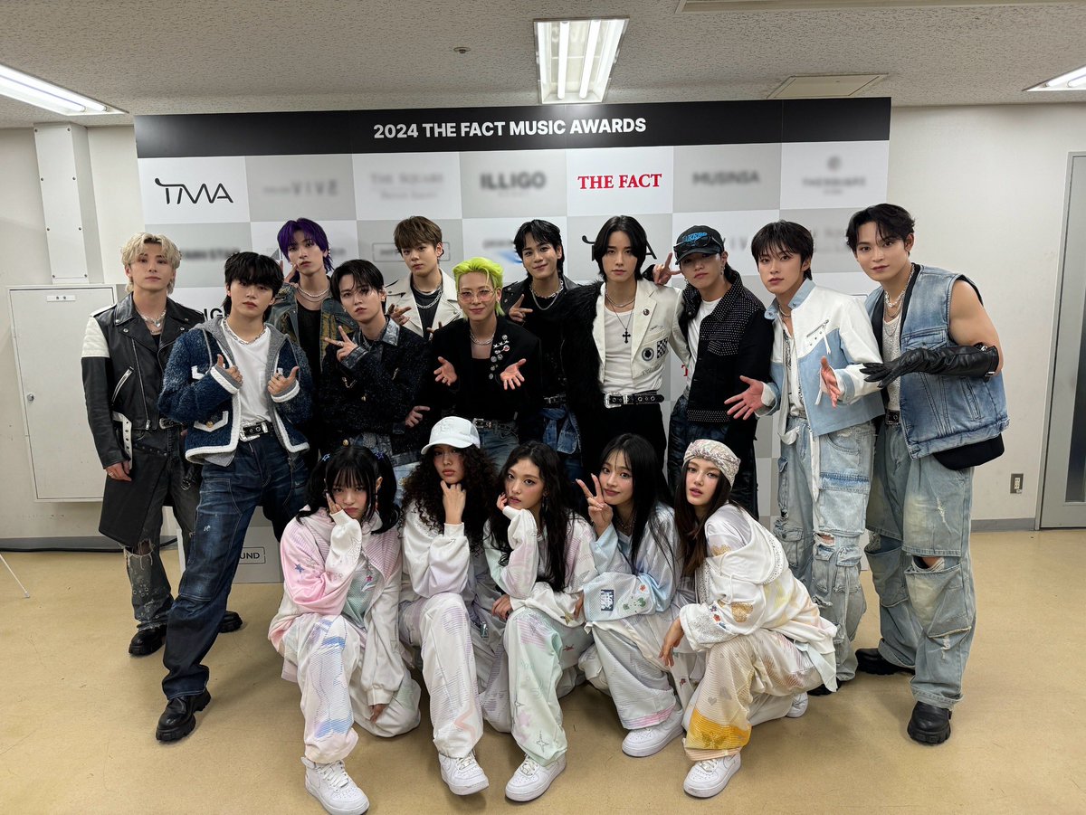 [📸] 2024 THE FACT MUSIC AWARDS

NewJeansの皆さんと！
ありがとうございました✨

NewJeans 님과!
감사합니다!!

<a href="/NewJeans_ADOR/">NewJeans</a> 
#NewJeans #뉴진스
#2024TMA #TMA 
#더팩트뮤직어워즈
#thefactmusicawards
#JO1
