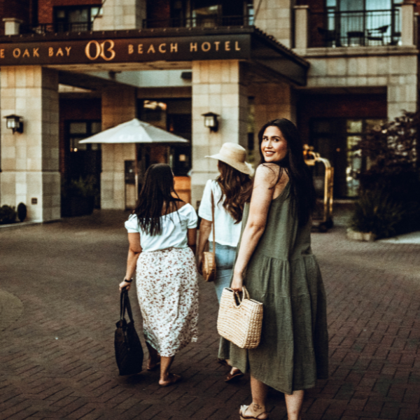 Create memories that will last a lifetime ✨

Discover our current room promotions: bit.ly/3A3yJrl