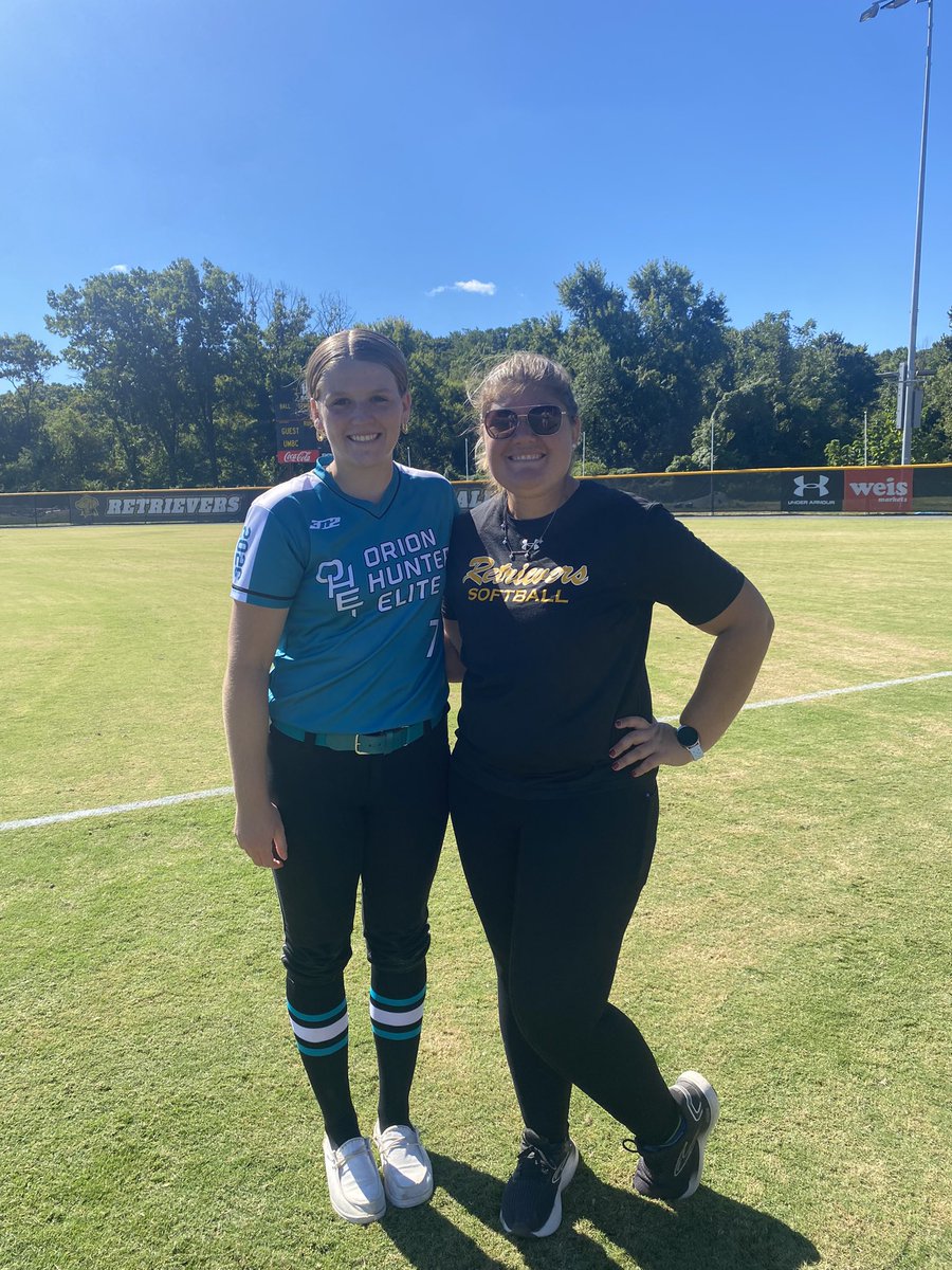 Thank you <a href="/UMBCsoftball/">UMBC Softball</a> for an incredible pitching camp! Had so much fun learning new drills and about UMBC! <a href="/CoachKuhlmeyer/">Chris Kuhlmeyer 🥎🏃‍♂️</a>