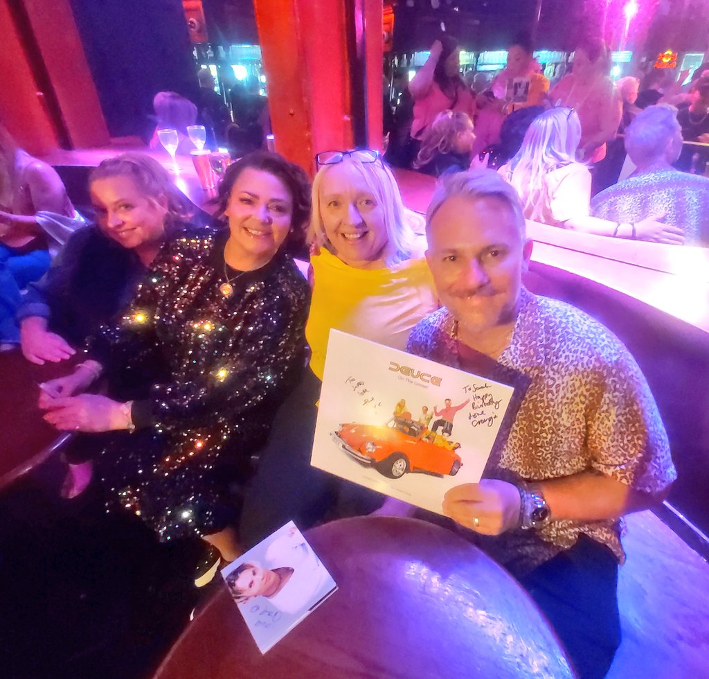 FiveStarFan tweet media