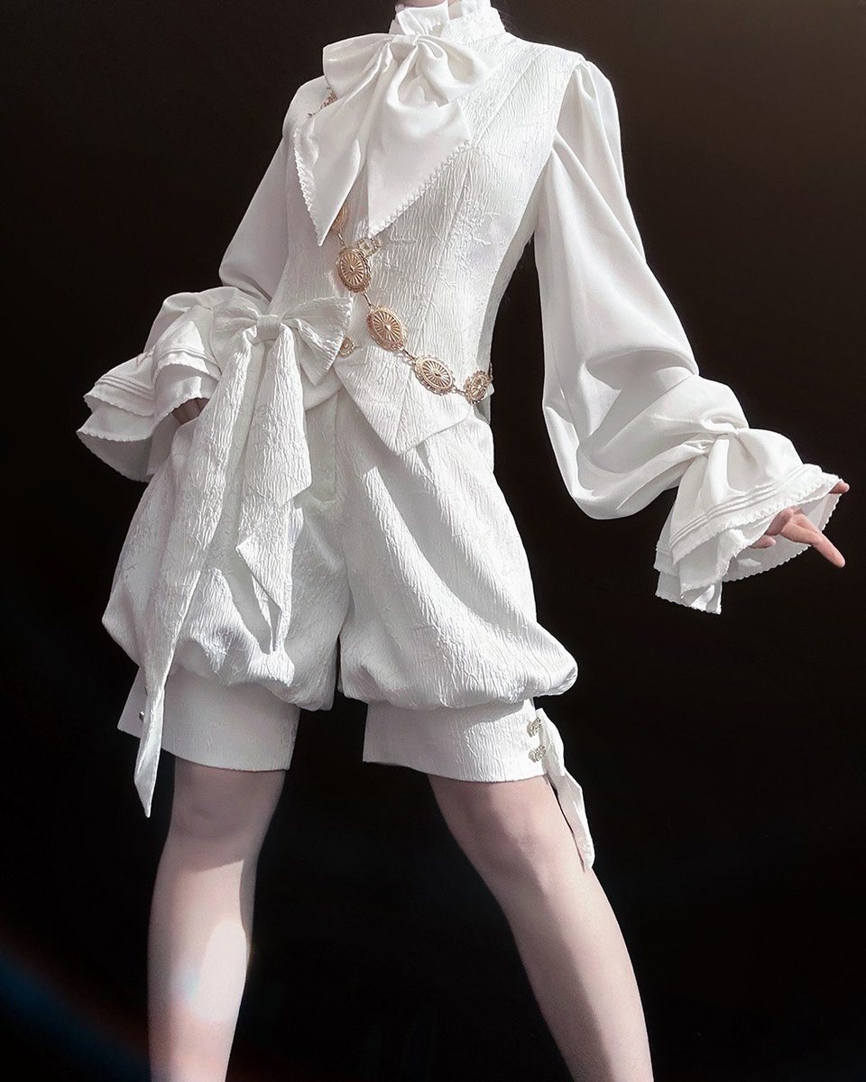 inspired_devil's tweet image. Prince Style Ouji Lolita Outfits - mailchi.mp/devilinspired/…