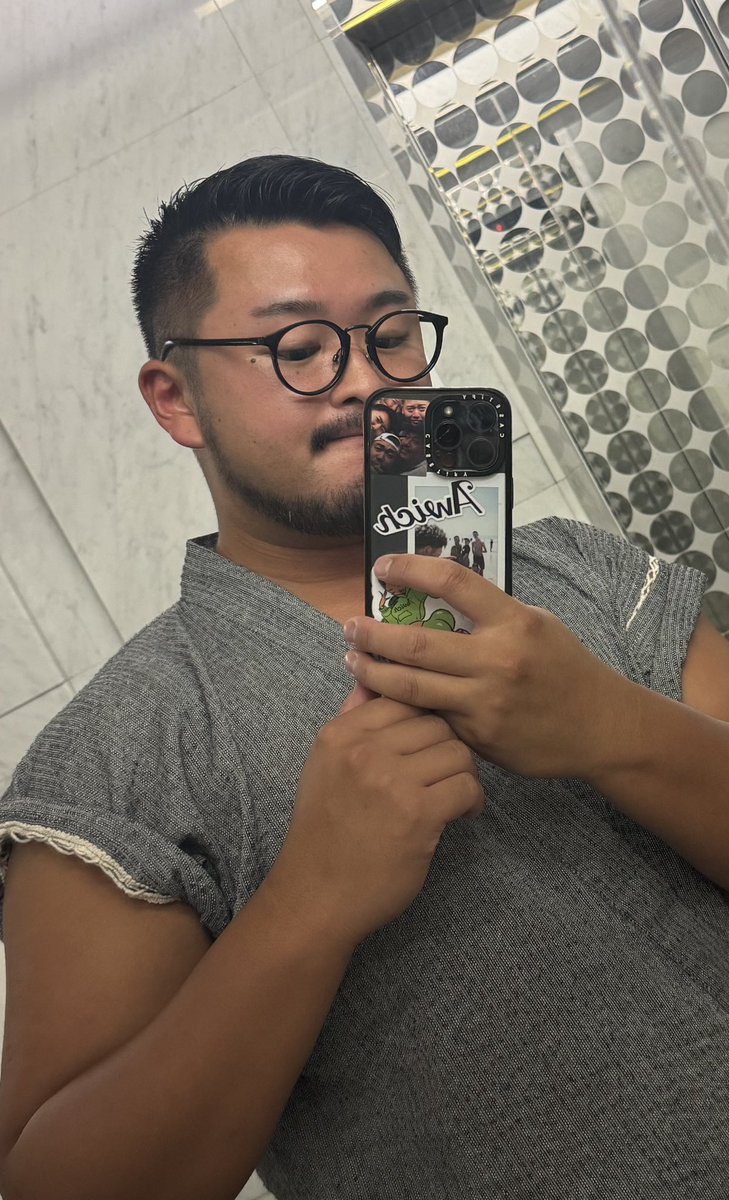 SוмвА tweet media