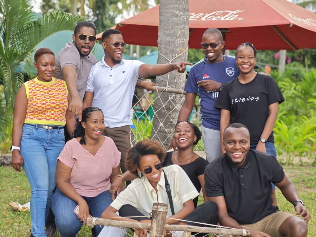 YALI CONNECT SEASON 1. 
YALI Alumni Chapter of Tanzania enjoying Networking Event at Bagamoyo. #IYD24 #YaliConnect 
@YALIRLCEA