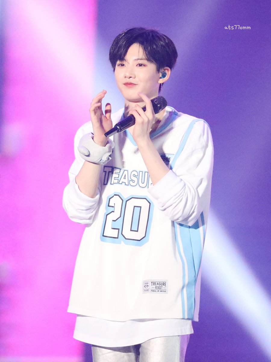 키키 tweet media