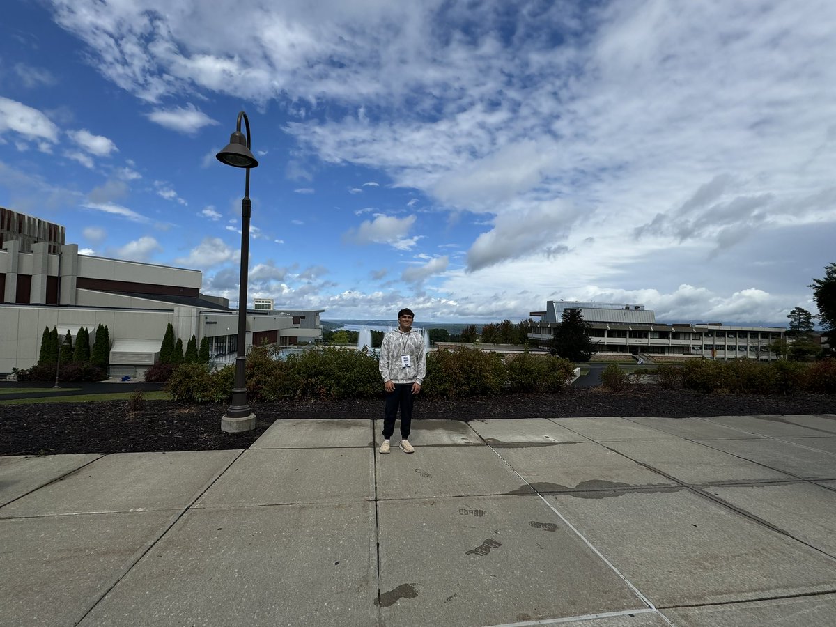 Thank you <a href="/IthacaBomberFB/">Ithaca Bomber Football</a> and <a href="/CoachTerp_/">Mike Toerper</a> for the gameday visit yesterday!! I had a great experience and enjoyed touring the facilities!!
<a href="/CoachAC_21/">Austin Cordova</a>