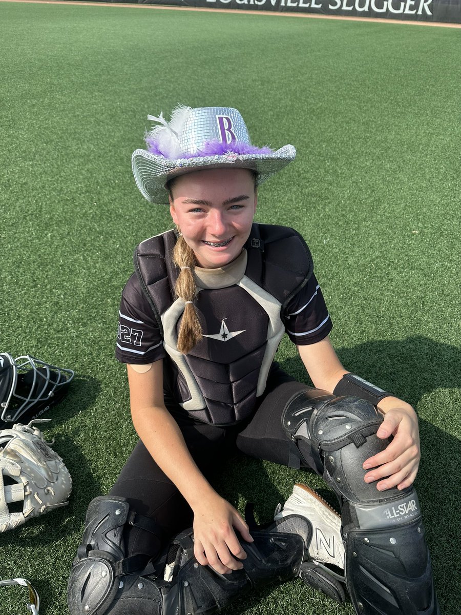 eiacudas's tweet photo. Won game 1 🙌🏻✅ up again on field 3!!
Offensive MVP: @Alaynatallman
Defensive MVP: (making the game winning stop at the plate!!) @BrynleeBettcher
#gocudas 💜🖤🥎🙌🏻 https://t.co/kHB2ph6ITl