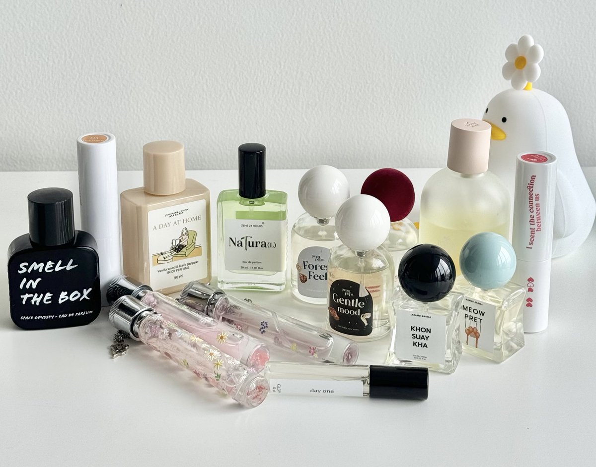 น้ำหอมคนไทยไม่แพ้ชาติใด มารวมกลิ่นที่ชอบให้ บางแบรนด์มีหลายกลิ่น ราคาไม่แพง แต่คุณภาพแพงมากกกก กลิ่นหอม ติดทนน 🍃🌳