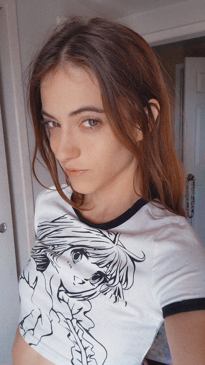 Naomi Dee tweet media