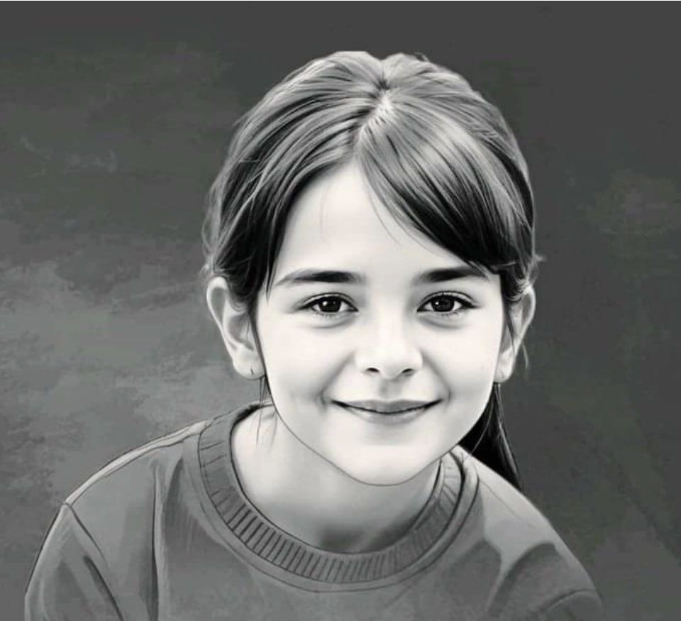 Evet, insan olanın kalbini, bir gelinciğin nârin yapraklarından daha çok titretecek ne çok hadise, ne çok akla ziyan durum var..😔 #narin# (S Karakoç)