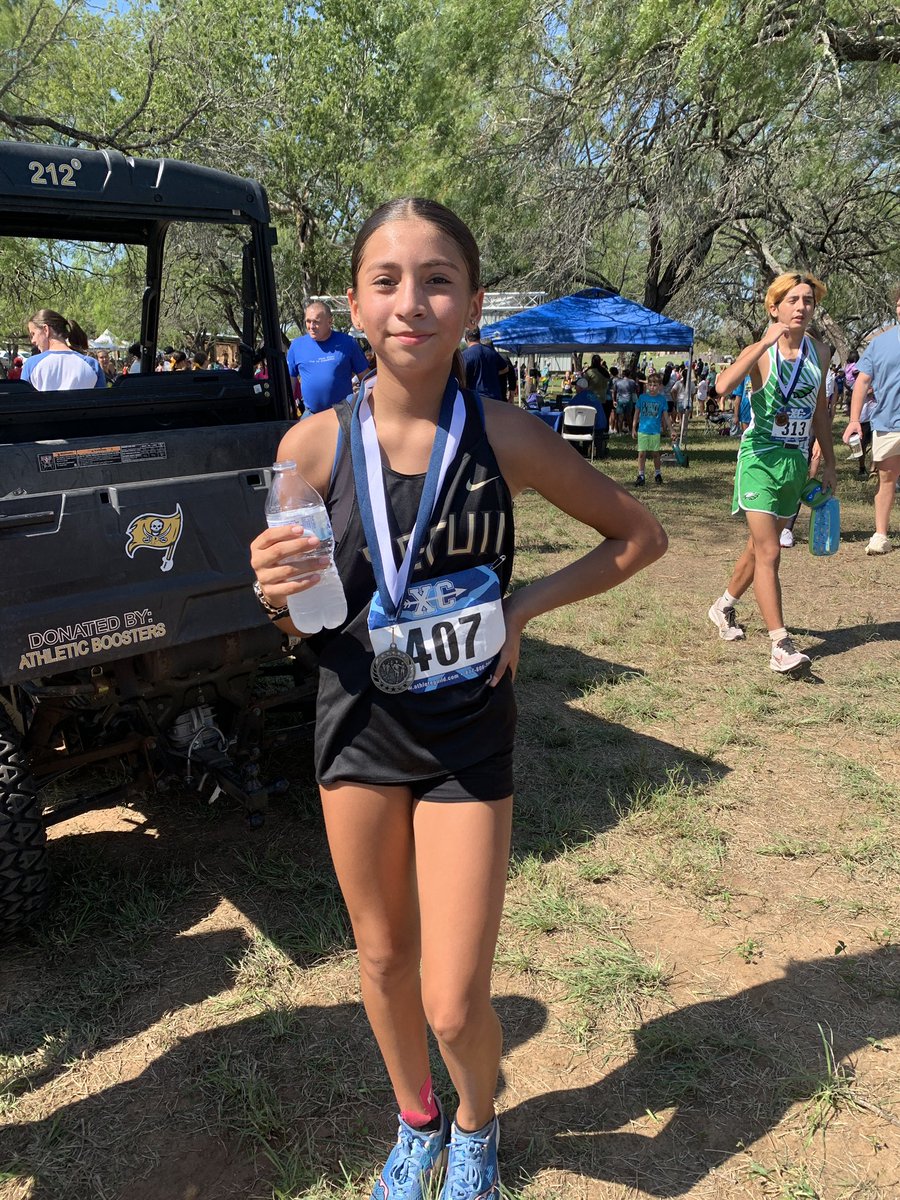 MsFloresUSHist's tweet image. First two meets done!โ
SA Patriot Meet and Poth Meet! So proud of these athletes! ๐
๐โโ๏ธ๐โโ๏ธ
