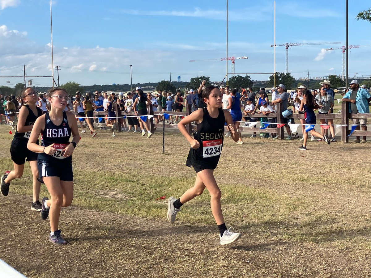 MsFloresUSHist's tweet image. First two meets done!โ
SA Patriot Meet and Poth Meet! So proud of these athletes! ๐
๐โโ๏ธ๐โโ๏ธ