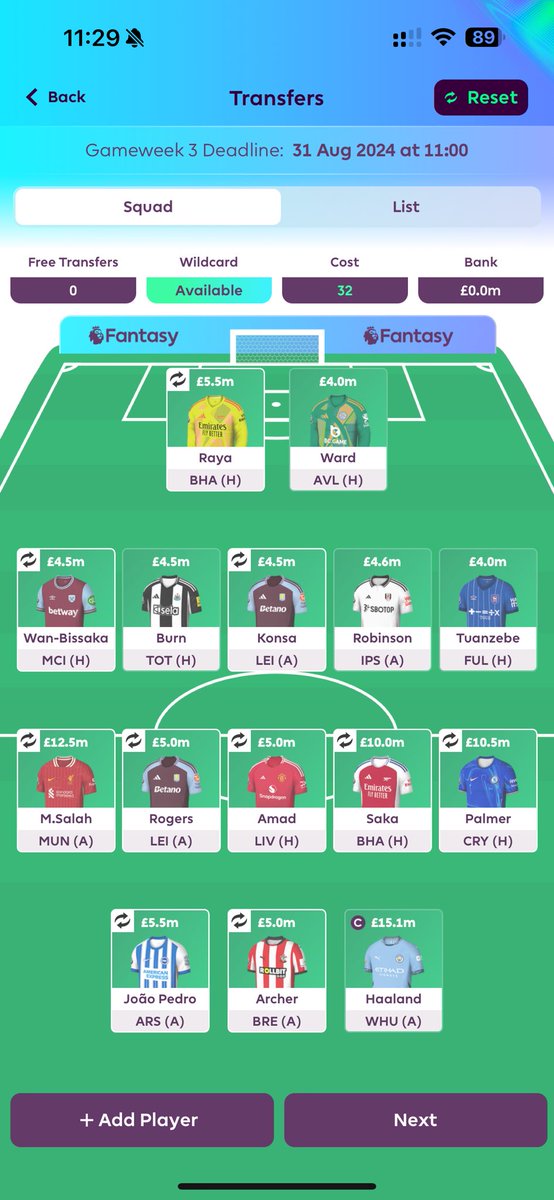 martman_thekid's tweet photo. @FPLMattW Do I burn the wildcard on this???? https://t.co/iUBxxR3HhA