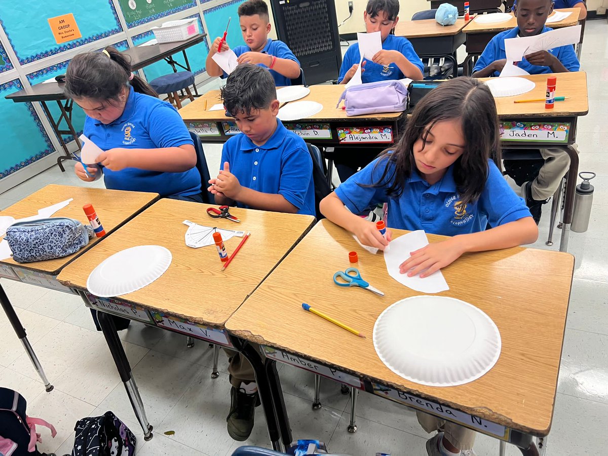 Oliver Hoover ES tweet media