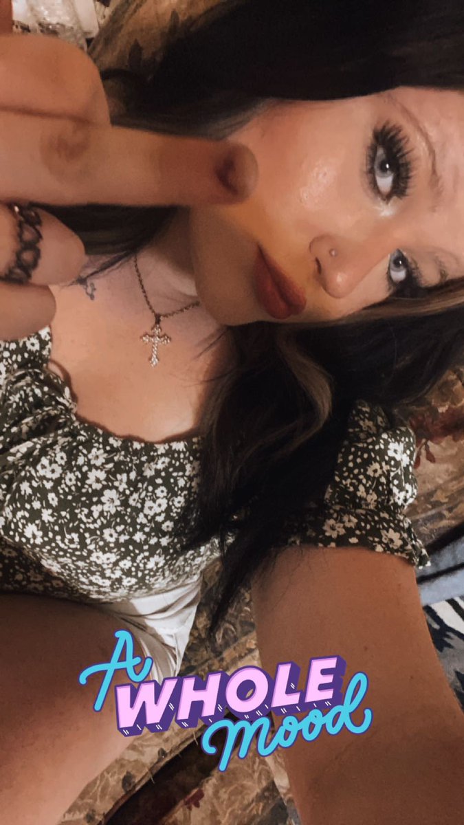 goddessFaithC's tweet photo. Love me a man who likes to get degraded an pay me like the goddess I am🥱😩 https://t.co/vwfp0ynA6Z