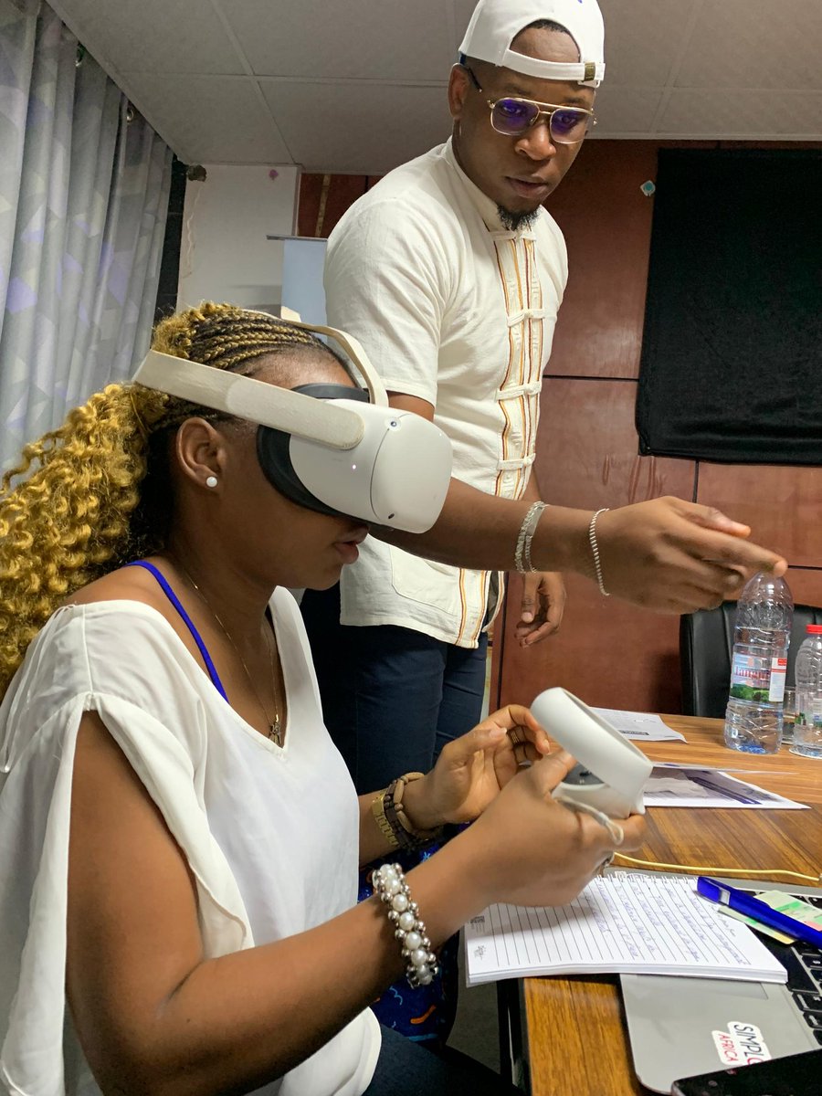 BloggersCM's tweet photo. La rencontre marque une étape significative entre l'ABC et le PAK. La journée a été marquée par :
• Présentation du Port de Kribi et de ses perspectives d'extension,
•Discussions sur la digitalisation au sein du PAK,
•Visite immersive du port en 3D.
#DigitalMeet #ABC #PAK
👇 https://t.co/Z356XrcFGT