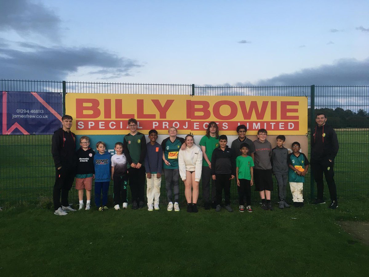 A huge thanks to our OAs <a href="/dehanfourie113/">Dehan</a> and <a href="/OelofseTiago/">Tiago Oelofse</a>. The impact they have had on our juniors over the last couple of years has been tremendous and has seen a number of them making their senior debuts this season. They will be missed! <a href="/BBTankers/">Billy Bowie Tankers</a> <a href="/TPHKilmarnock/">The Park Hotel</a> 🇿🇦🏏🐿️💚💛