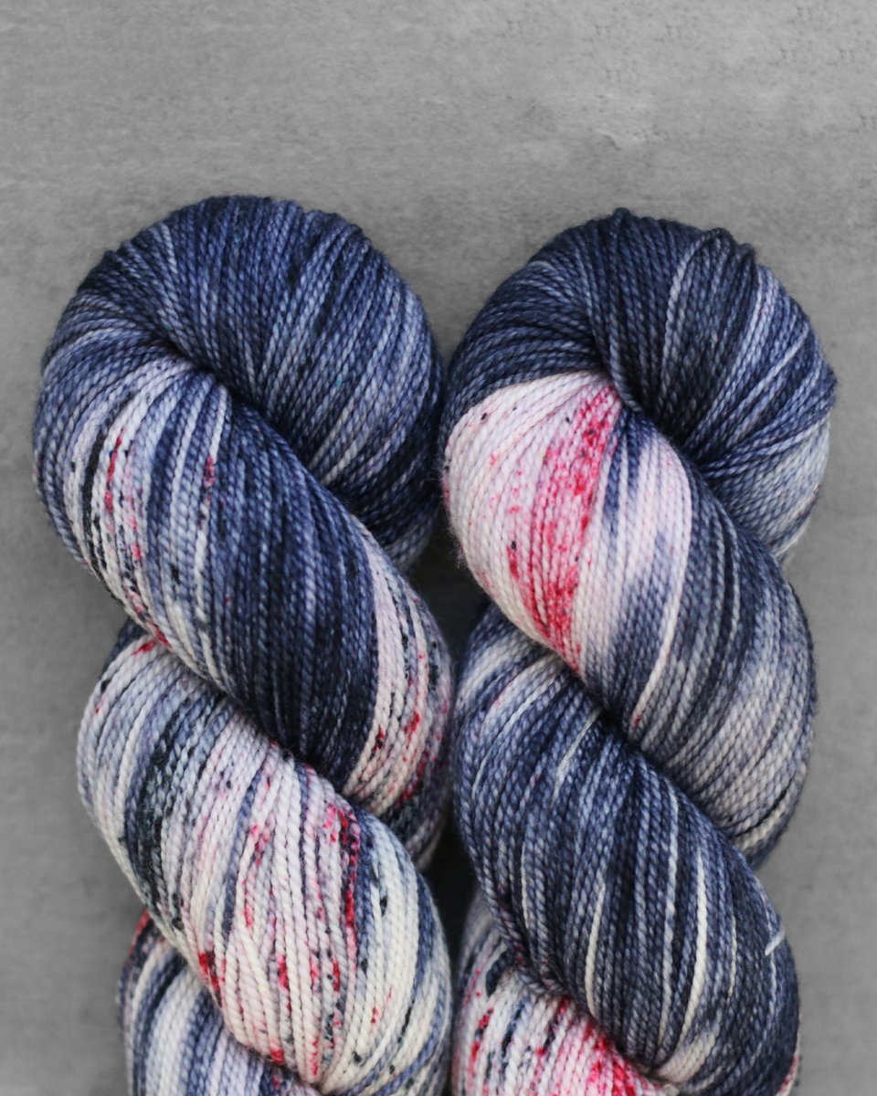 jimmybeanswool's tweet image. Count down to Halloween with a tribute to Ghost with the Most, the newest Hue of the Moment from @madelinetosh 👻 This cinematic skein comes in Tosh Merino Light, Tosh DK, and Tosh Vintage, perfect for Halloween mayhem!🩸→ jimmybeanswool.com/details/knitti… #yarn #KnittingPattern #Knitting